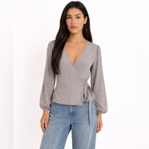 O’Neill Gray Wrap Blouse XS | Romantic Chic Minimalist Top